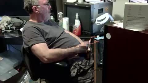 thang5545 online show from October 2, 5:55 am