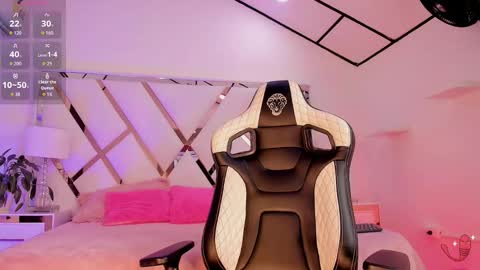 thanier_18 online show from March 27, 7:37 pm