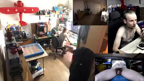 Michal online show from December 3, 6:58 pm