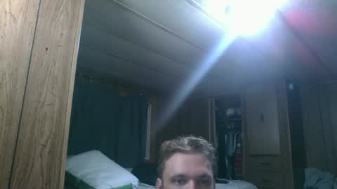 Snapshot of the4stringmotha chatting on December 4, 7:17 am BiggerINalaska online show from December 4, 7:17 am