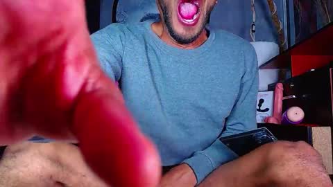 the dog lian online show from March 16, 12:31 pm