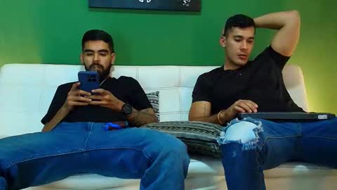 Snapshot of the_golden_boys chatting on September 12, 2:55 am SCOTT  THEO  KAMERON  GENDERSON online show from September 12, 2:55 am