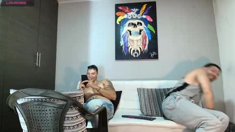 Snapshot of the_golden_boys chatting on January 16, 12:45 am SCOTT  THEO  KAMERON  GENDERSON online show from January 16, 12:45 am