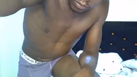 the_logking online show from February 15, 8:17 pm