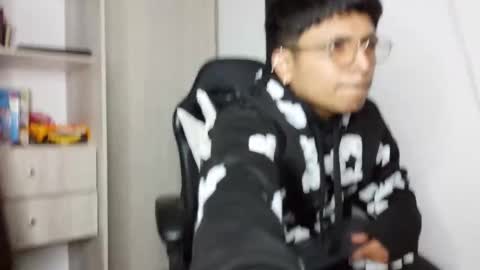 Danny online show from November 22, 1:49 am