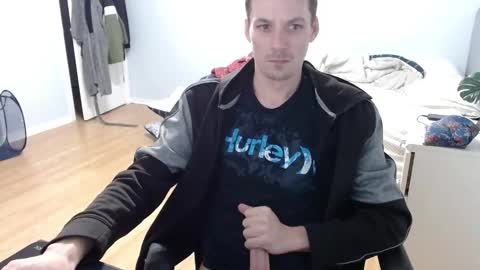 Snapshot of thebigbamboo26 chatting on December 12, 9:15 pm thebigbamboo26 online show from December 12, 9:15 pm