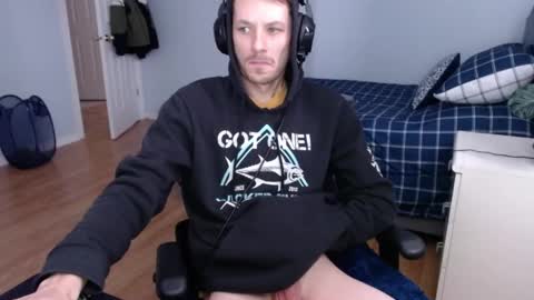 Snapshot of thebigbamboo26 chatting on December 5, 4:56 pm thebigbamboo26 online show from December 5, 4:56 pm