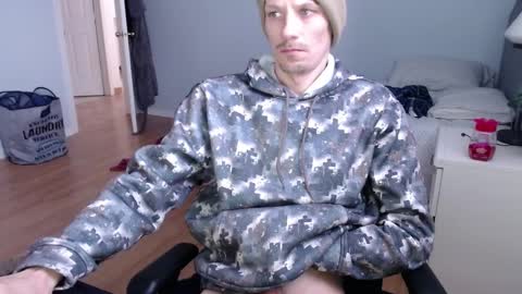 Snapshot of thebigbamboo26 chatting on February 18, 8:26 pm thebigbamboo26 online show from February 18, 8:26 pm