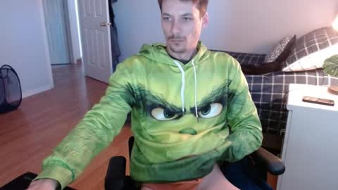 Snapshot of thebigbamboo26 chatting on December 19, 6:56 pm thebigbamboo26 online show from December 19, 6:56 pm