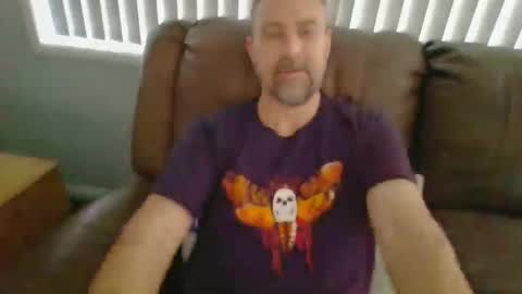 Snapshot of thedalenator chatting on March 5, 9:50 pm thedalenator online show from March 5, 9:50 pm