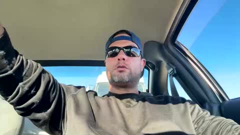 Snapshot of thedonald911 chatting on October 28, 7:49 pm Carter Bates online show from October 28, 7:49 pm