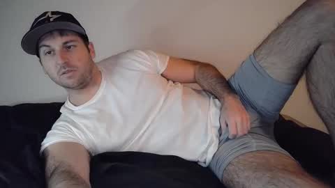 Theetwohander online show from March 18, 2:47 am