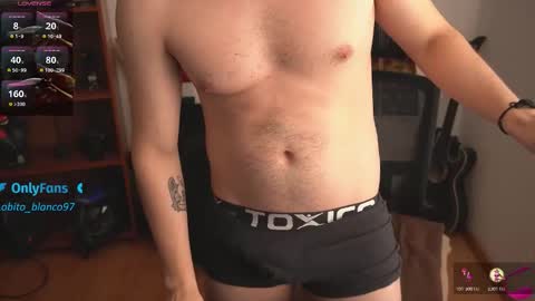 Wolf Independent model online show from December 5, 2:24 pm