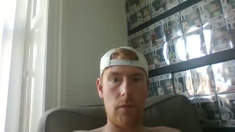 Snapshot of thegingerjim chatting on September 16, 9:21 am thegingerjim online show from September 16, 9:21 am