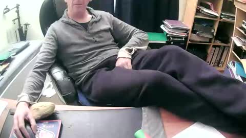 paul online show from November 17, 3:59 pm