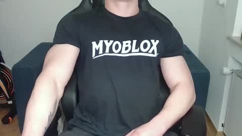 You can call me whatever you want online show from April 5, 7:05 am