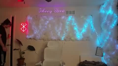 Johnny Stone online show from February 13, 1:23 am