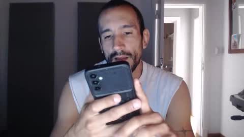 Snapshot of thekingofpains chatting on December 2, 12:16 pm KINGOFPAINS online show from December 2, 12:16 pm