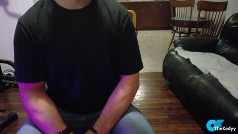 thekodyy online show from April 17, 9:34 am