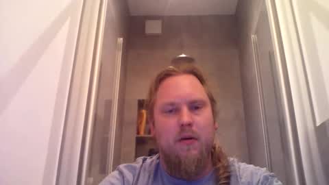 thenewdude1992 online show from January 7, 6:46 pm