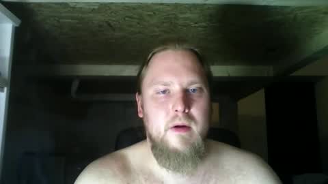 thenewdude1992 online show from February 14, 6:08 pm