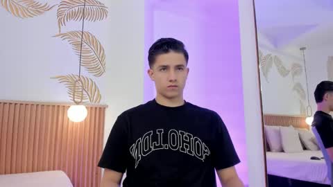  THEO- MATEO  online show from December 23, 12:30 pm