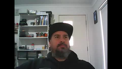 aussiebeard online show from November 17, 2:03 am