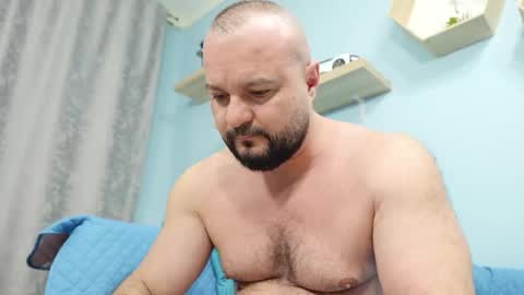 Chris online show from March 1, 6:15 am