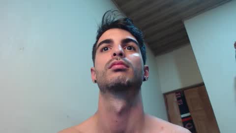 Snapshot of therazhanen chatting on September 22, 5:07 am Santiago Enrique online show from September 22, 5:07 am