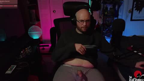 Bumbles or B online show from January 3, 5:06 am