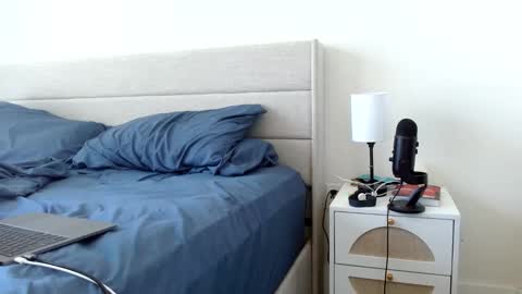 Yoshi online show from March 7, 8:22 pm