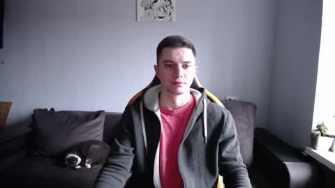 Nick   online show from December 3, 9:04 am