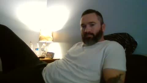 Snapshot of thesexorcist1984 chatting on December 11, 3:47 am James online show from December 11, 3:47 am