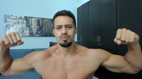 thiago_driussi online show from November 29, 10:50 am