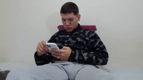 Snapshot of thiago_hot_boy chatting on January 30, 11:55 am Thiago independent model online show from January 30, 11:55 am