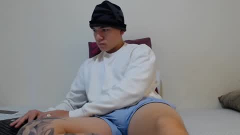 Snapshot of thiago_hot_boy chatting on January 6, 8:25 am Thiago independent model online show from January 6, 8:25 am