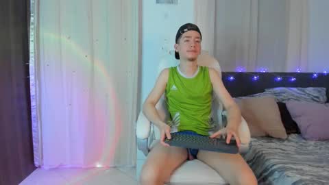 Manuel online show from December 23, 3:15 am