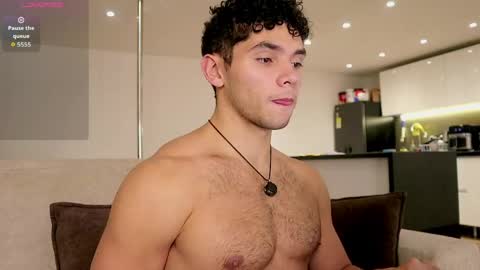Just Thiago  online show from June 1, 12:55 am