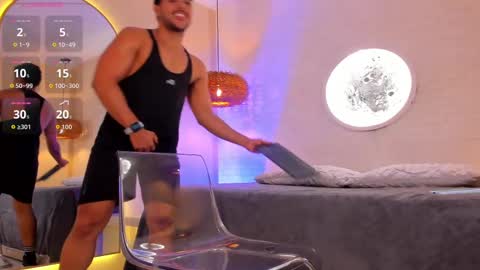 Snapshot of thiago_mercer chatting on October 3, 11:59 am Thiago online show from October 3, 11:59 am