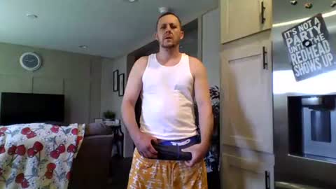 Val online show from April 7, 5:46 pm