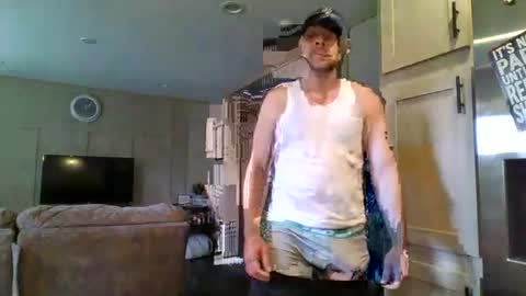 Val online show from June 1, 4:07 pm
