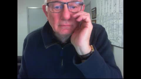Snapshot of thickmelnik chatting on October 25, 12:40 pm James online show from October 25, 12:40 pm