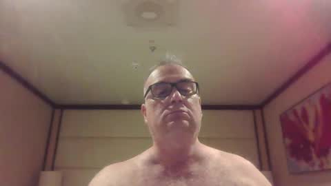 thickwhiteload online show from May 30, 11:54 am