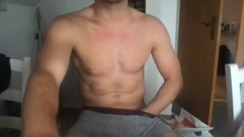 thierrinho8148 online show from December 9, 9:06 am