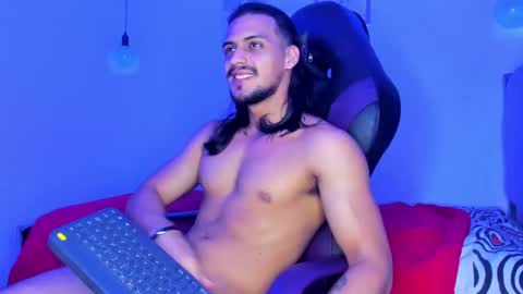 Thomas online show from December 7, 1:58 am