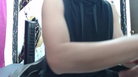 Thomas online show from March 15, 8:48 pm