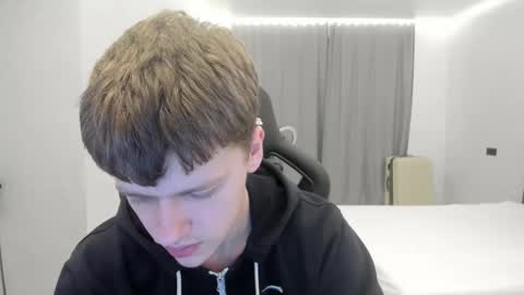 Tomas online show from February 10, 2:38 am