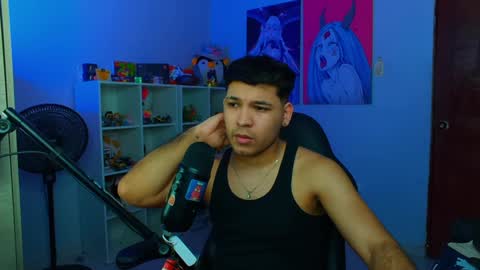 Thomas online show from December 31, 12:54 am