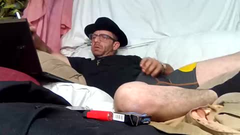 bw ky cock online show from March 23, 7:14 am