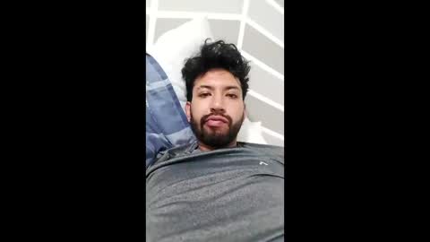 thomass10183 online show from April 4, 6:27 pm